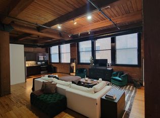 411 S Sangamon St APT 4E, Chicago, IL 60607
