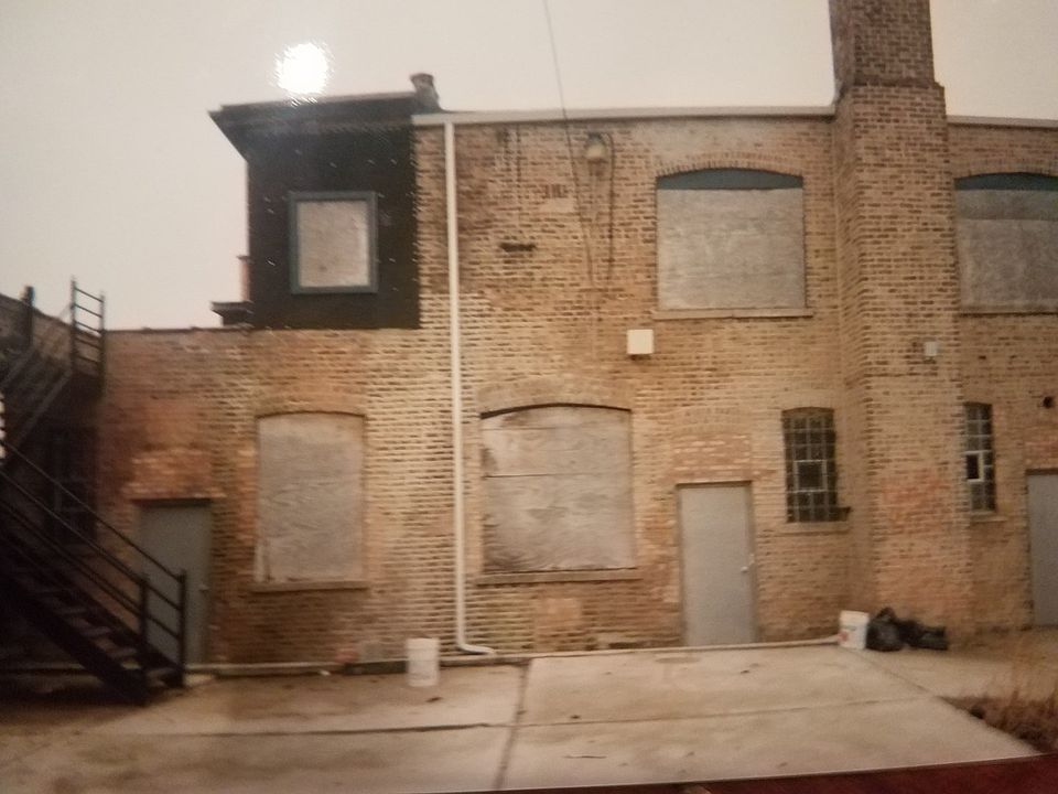 2nd image of 4210 W Cermak Rd