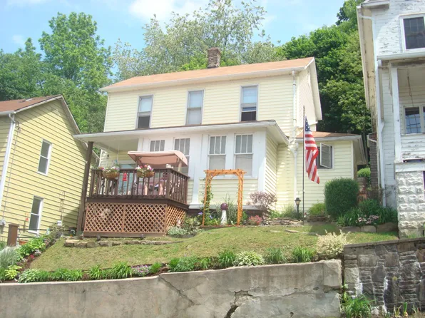 706 Forest Ave, Johnstown, PA 15902