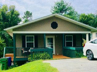 201 E Oakview Rd, Asheville, NC 28806