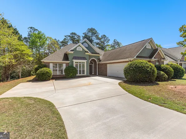 202 Willow Rock Point, Fayetteville, GA 30215