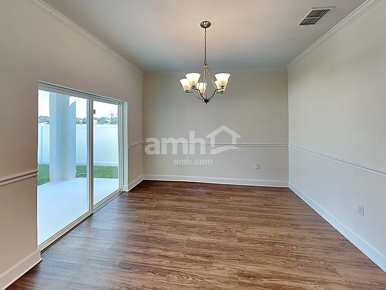 4708 Windy Hammock Way — Photo 6