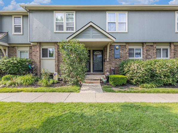 249 N Maple Rd, Saline, MI 48176