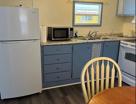 5th image of 38961 Stapley Cir