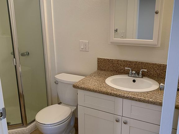 4th image of 343 N Louise St APT 8
