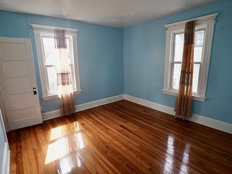 744 Boston Ave — Photo 8