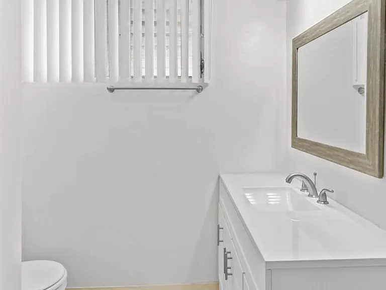 14332 Riverside Dr #5 — Photo 25