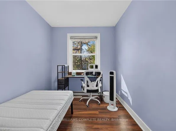 20 Granton St #2, Hamilton, ON L8S 3C2