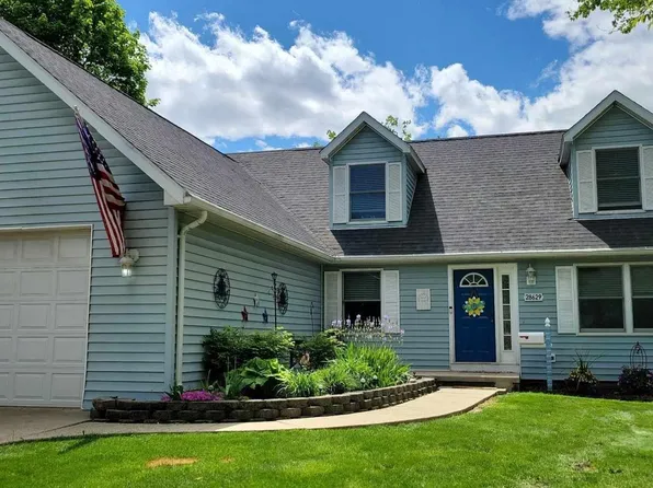 28629 Hennepin St, Garden City, MI 48135