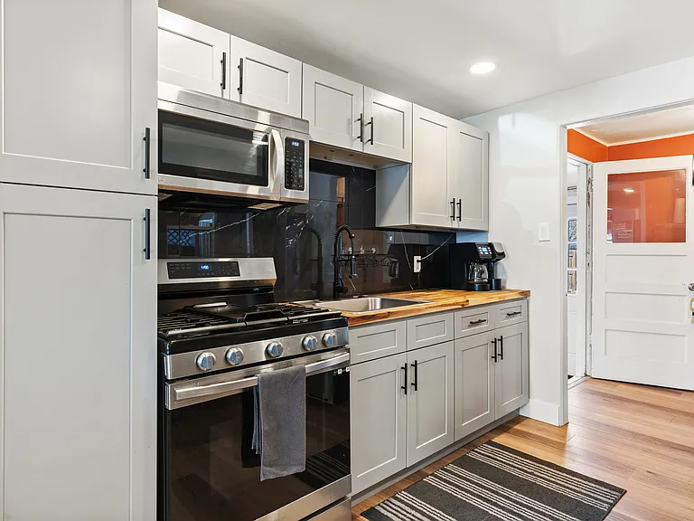 6835 W 55th Pl — Photo 4