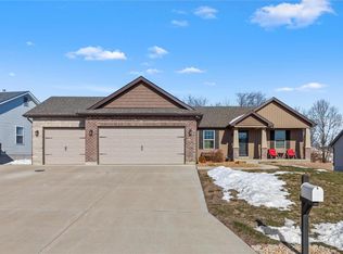 810 Glen Eagle Dr, Troy, MO 63379
