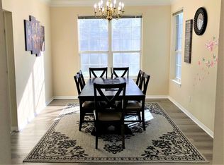 8807 Splitarrow Dr, Austin, TX 78717