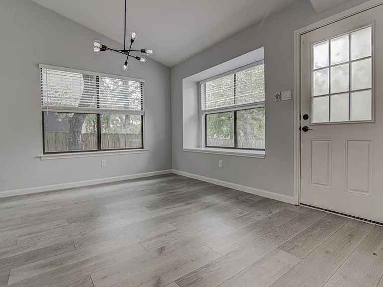 13005 Muldoon Dr — Photo 6