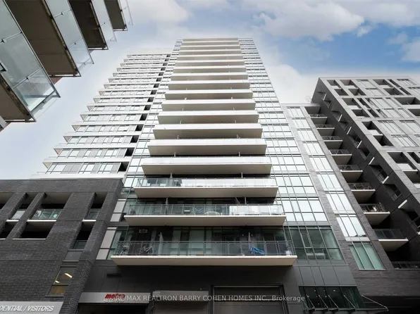 20 Minowan Miikan Ln, Toronto, ON