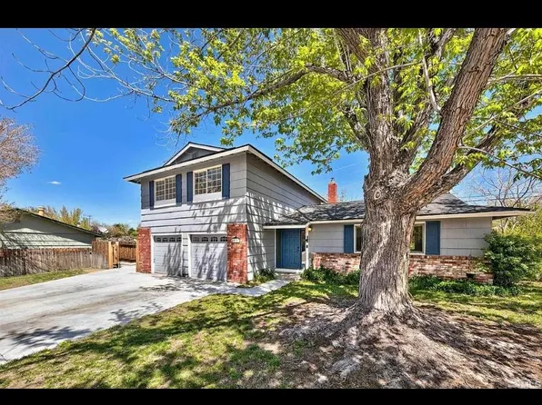 1070 Mark Allen Cir, Reno, NV 89503