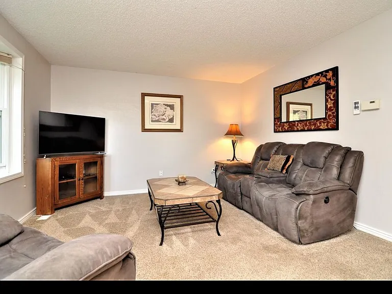 6515 S Dudley Way — Photo 18
