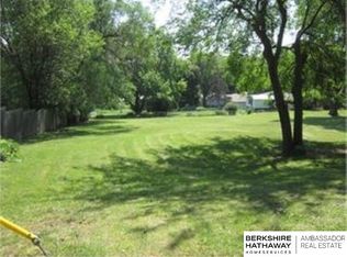2513 N 81st St, Omaha, NE 68134