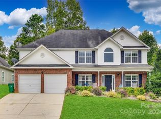 5227 Eagle Creek Dr, Charlotte, NC 28269