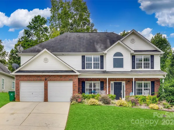 5227 Eagle Creek Dr, Charlotte, NC 28269