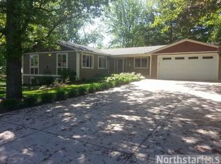 11225 31st St N, Lake Elmo, MN 55042