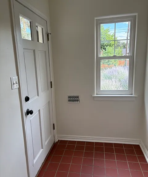 1504 E 1700 S #1 — Photo 2