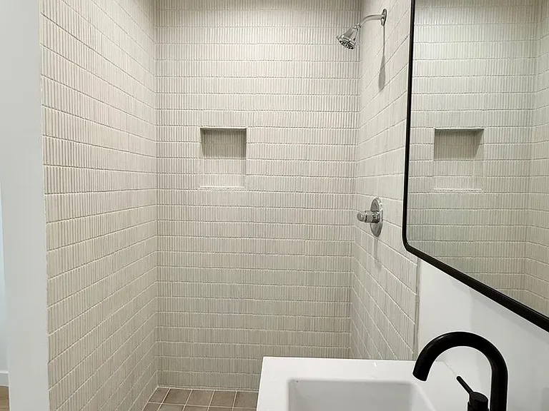 1021 Venice Blvd #&-1454 — Photo 4