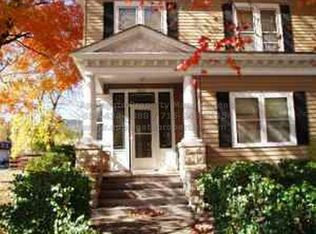 822 3rd St S APT 5, Stillwater, MN 55082