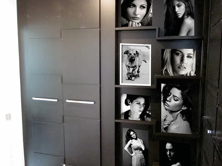 Shadow Frames with Sample Photos