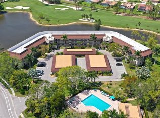 415 Augusta Blvd APT 307, Naples, FL 34113