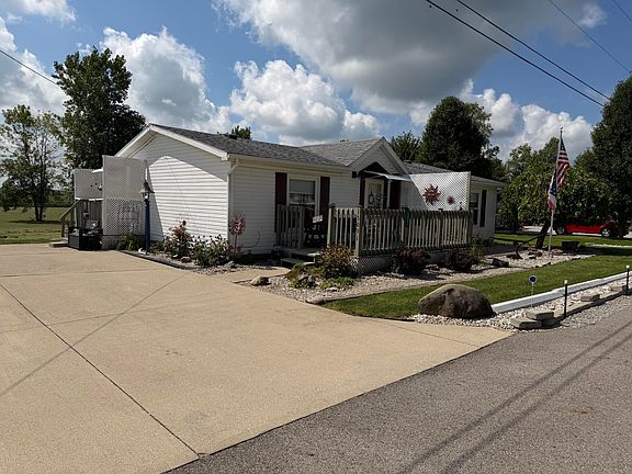 2nd image of 13091 Luthman Rd