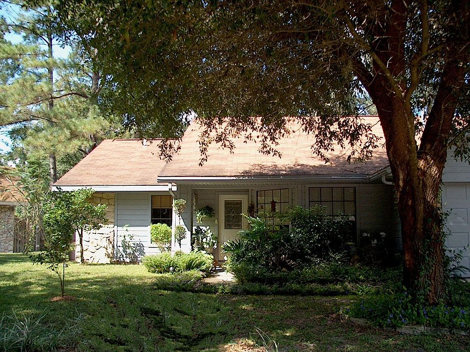 1st image of 6208 NW 44th Pl