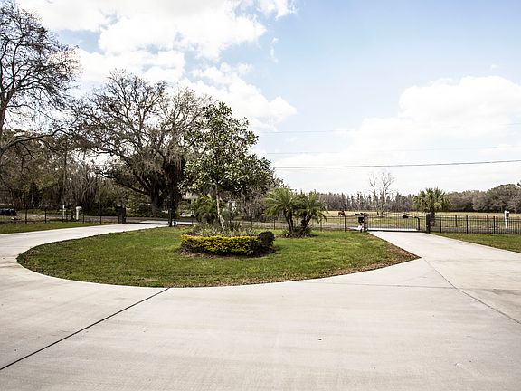 5th image of 6411 Barton Rd