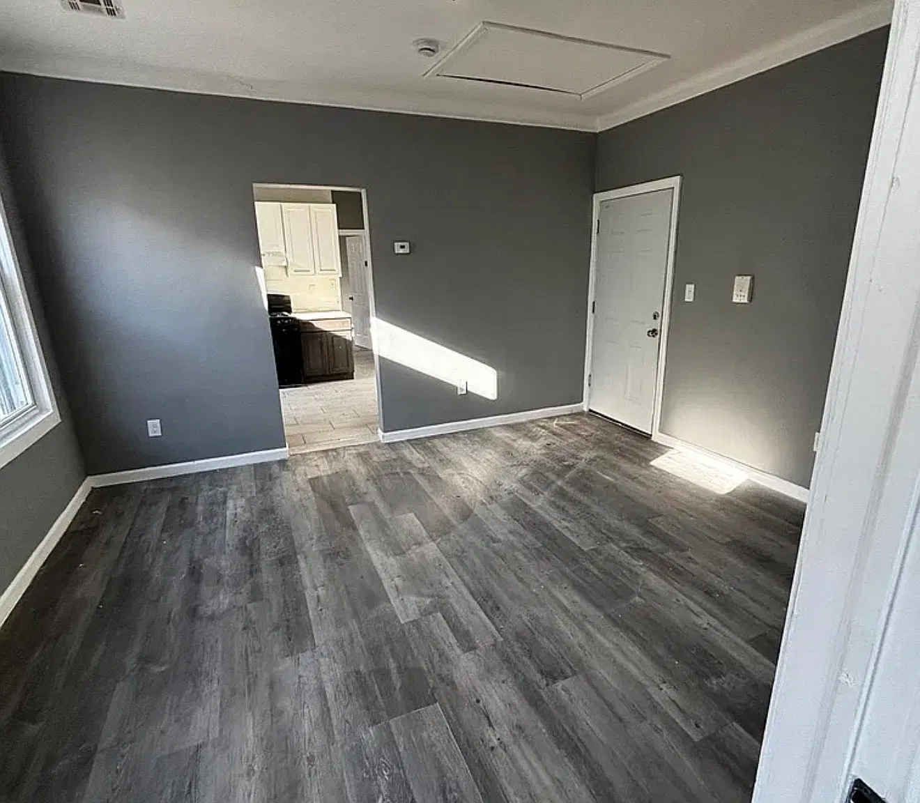3 bed, 1.5 bath, $2,100 — Photo 2