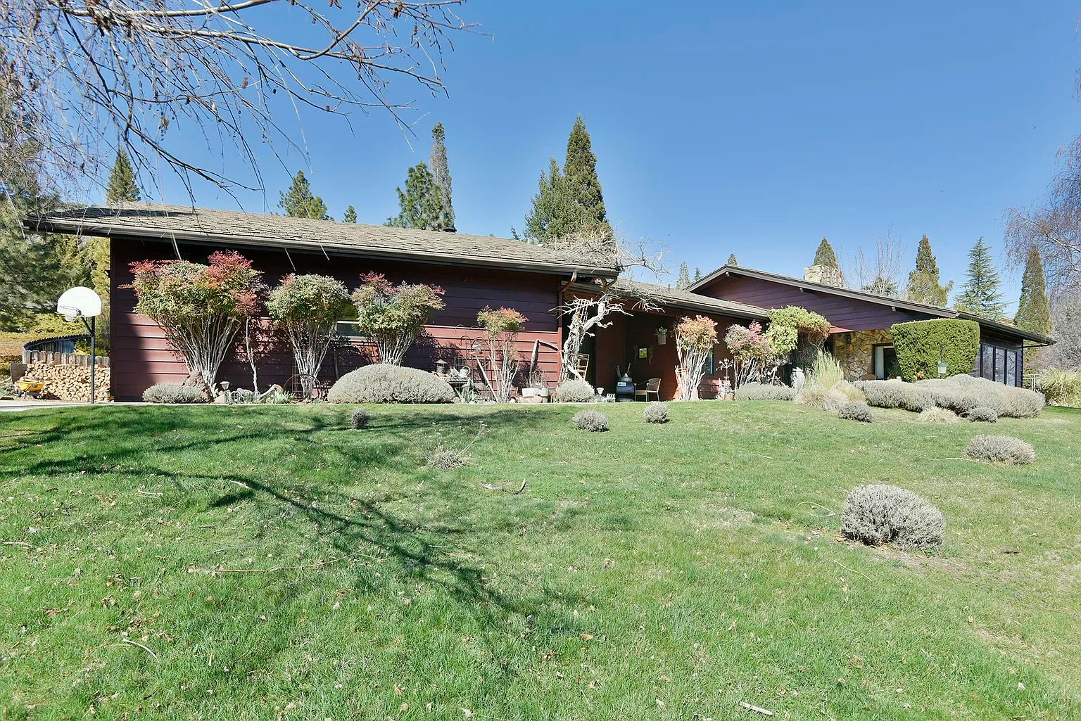 1410 Grizzly Ct photo 1