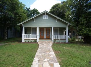 212 Travis St, Kerrville, TX 78028
