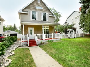 614 Belmont Rd, Grand Forks, ND 58201