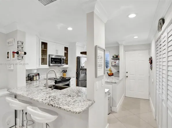9395 Boca Cove Cir APT 1208, Boca Raton, FL 33428