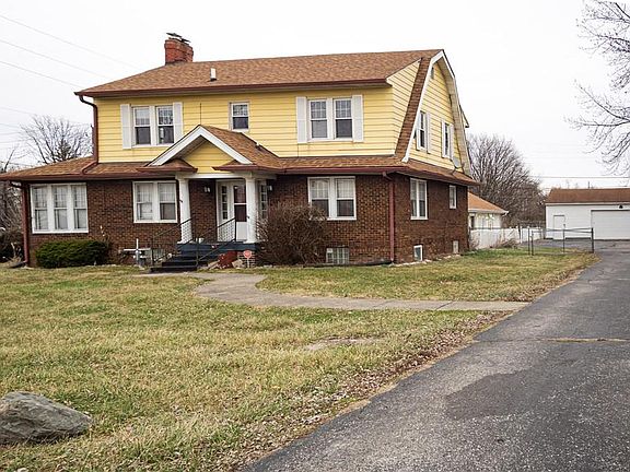 2nd image of 2201 S Lynhurst Dr