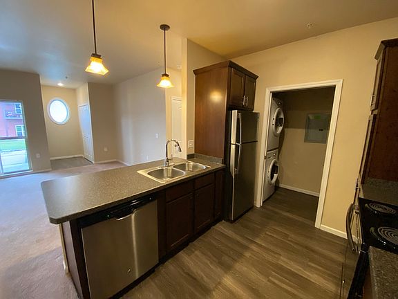 Kitchen / Laundry Room