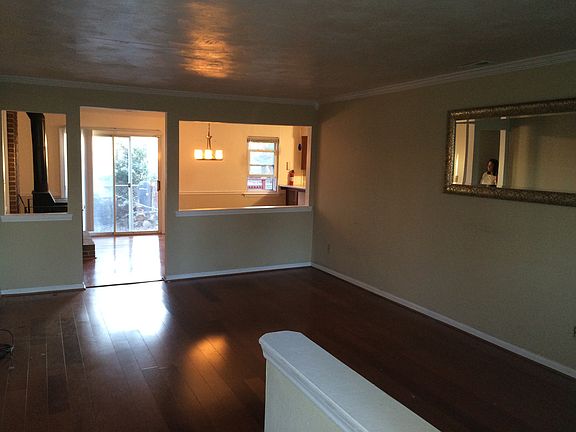 3rd image of 5317 Denver Dr