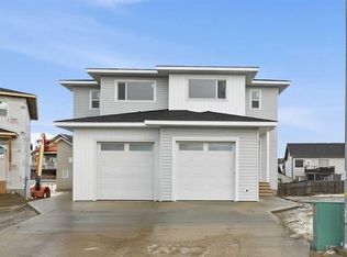 57 NW Pinnacle Close, Blackfalds, AB T4M0M3