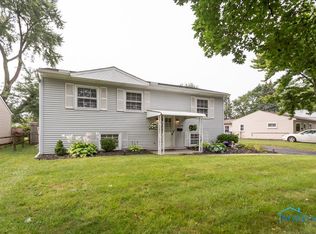 1729 Caxton Ln, Toledo, OH 43613