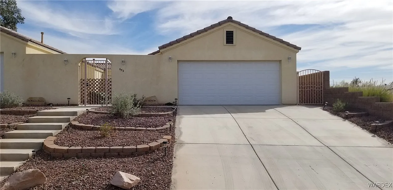 3 bed, 2.0 bath, 1200 sqft, $1,500 — Photo 1