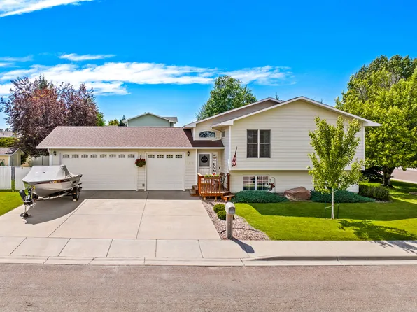 3310 3a St NE, Great Falls, MT 59404