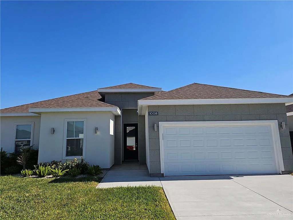 3 bed, 2.0 bath, 1572 sqft, $1,900 — Photo 2