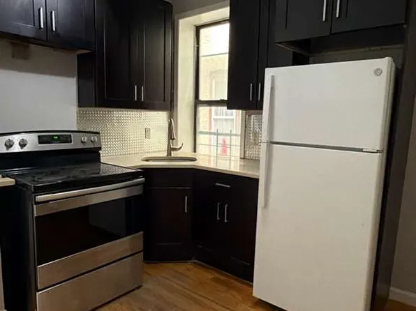 4055 Barnes Ave #3, Bronx, NY 10466