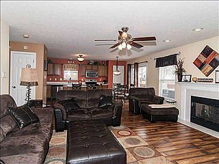 5th image of 10122 Stockwell Dr
