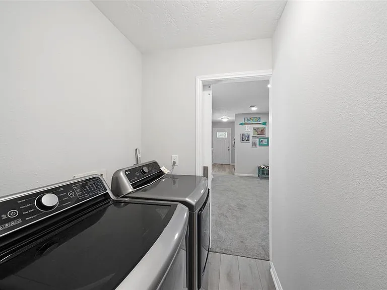 287 Blue Lake Dr — Photo 17