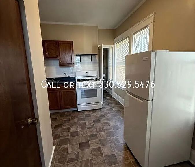 12933 Clifton Blvd — Photo 9
