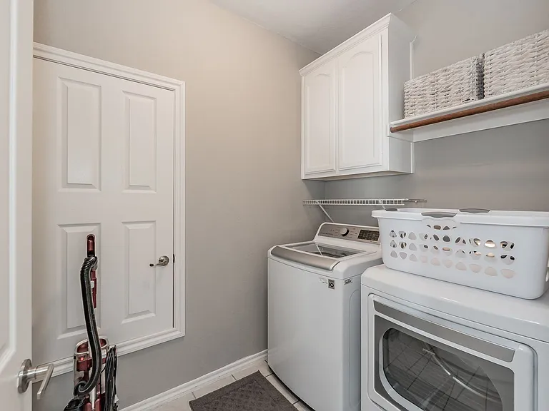 5112 Keating St — Photo 28